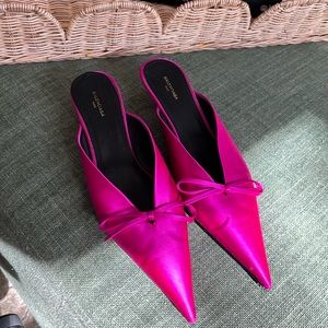 Balenciaga satin pink kitten heel
